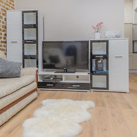 Merkela Lux Apartments Riga Exterior photo
